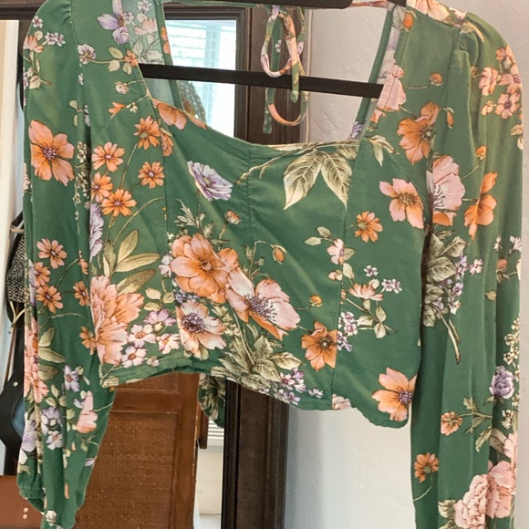 NWOT Date night American Eagle crop top - Picture 2 of 2